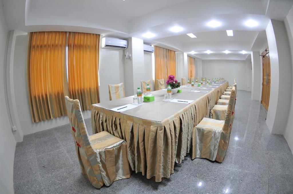 Shwe Phyu Hotel Mandalay Exterior foto