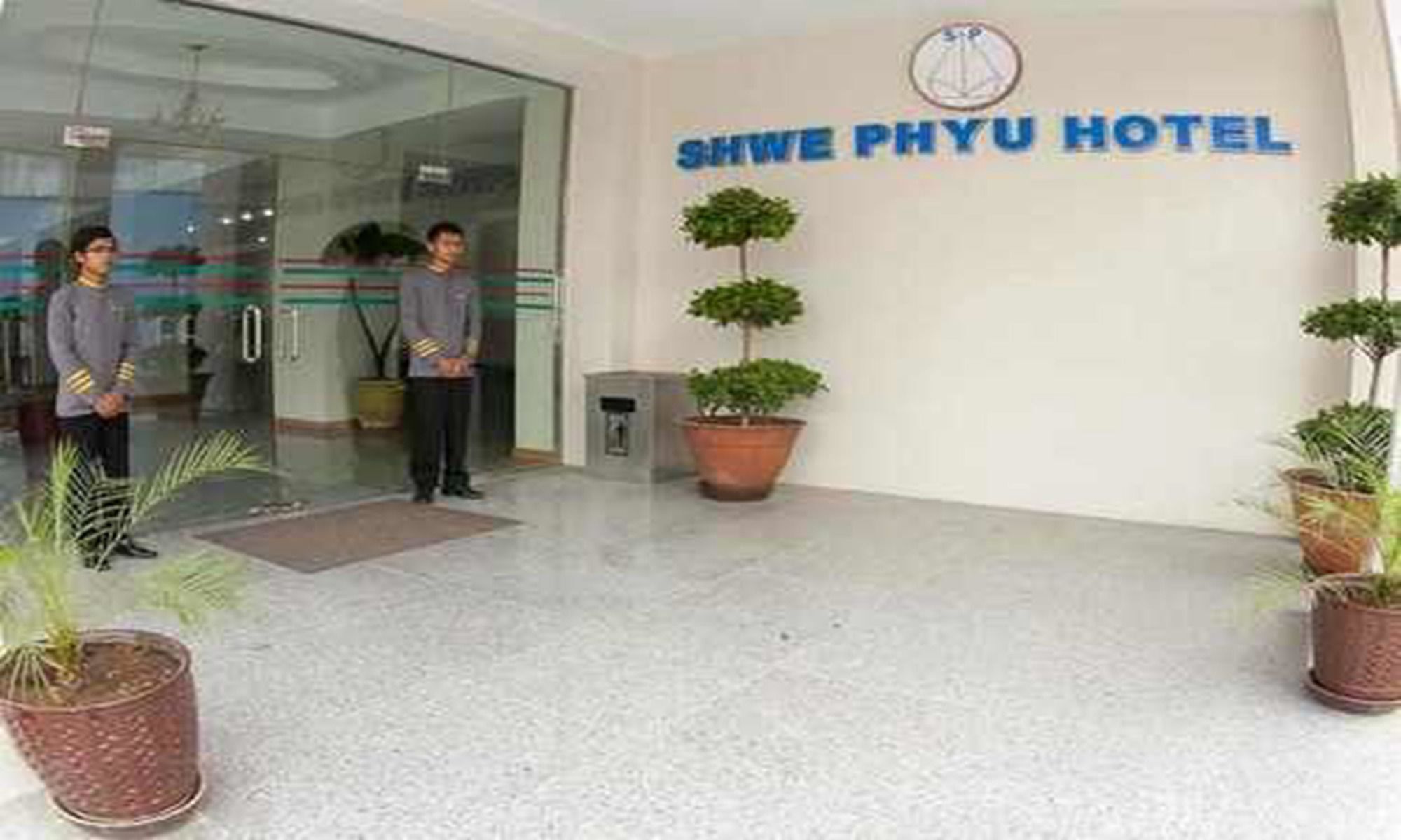Shwe Phyu Hotel Mandalay Exterior foto