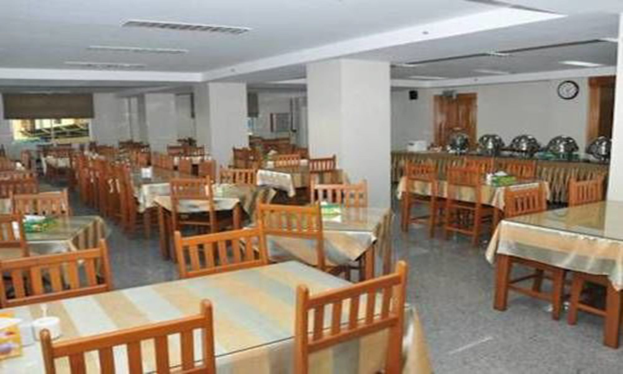 Shwe Phyu Hotel Mandalay Exterior foto